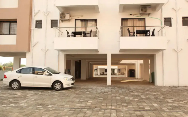 Saburi Service Apartments