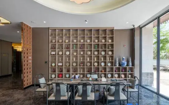 Runxi Rezen Hotel Xishuangbanna Jinghong