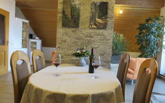 Cozy Apartment in Gerolstein with Garden
