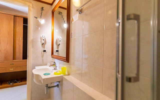 Hotel Tropis