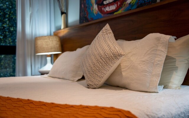 Downtown Luxury Apartment I  Cocobeach