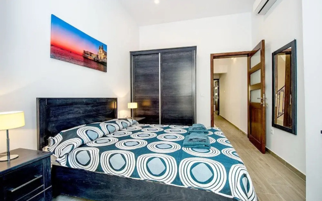 Seabreeze House