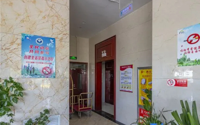 Zhangye Chongwen Hotel (West High-speed Railway Station Zhangye Middle School New Campus Branch) – Exterior – Zhangye