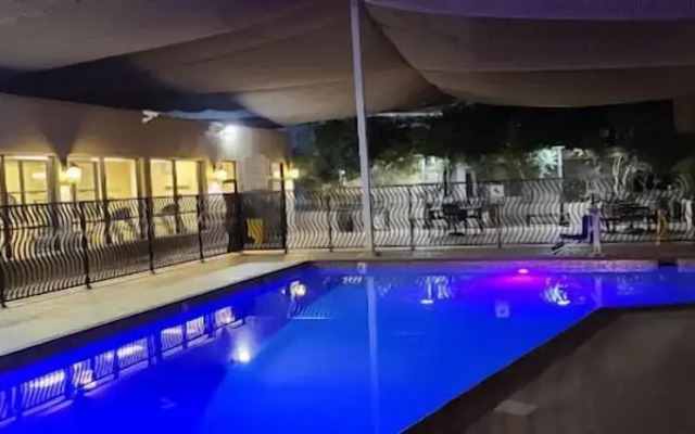 LVStripHouse Condos Sleeps up to 14