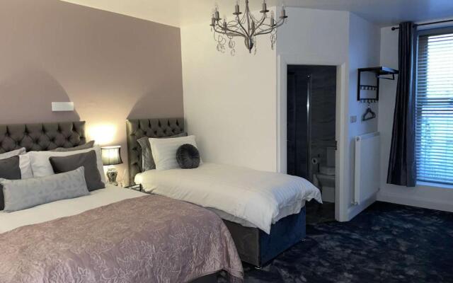Atlantic Lodge, Main Street Ardara
