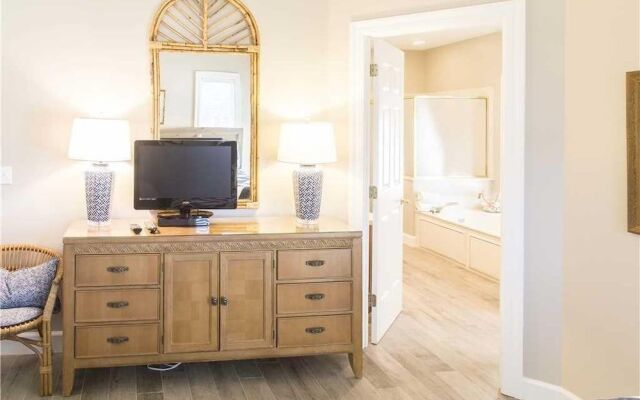 Wendover Dunes 8136 by RedAwning