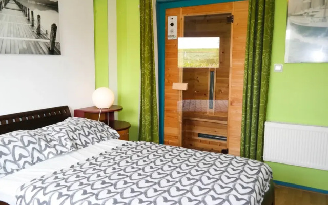 Unique Chalet An der Marina With Infrared Sauna