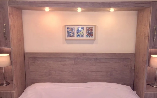 The Royal Luxury King Terrace 1