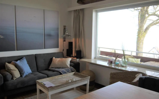 Sea View Lodge