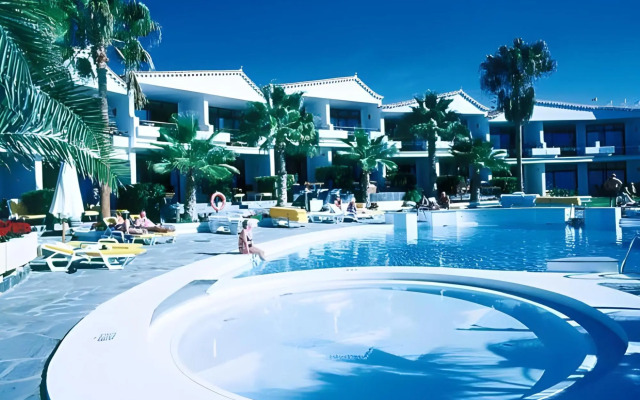Sunsuites Carolina
