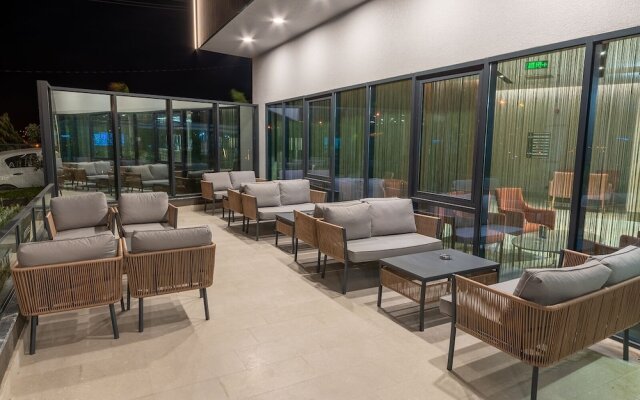 Artes Hotel