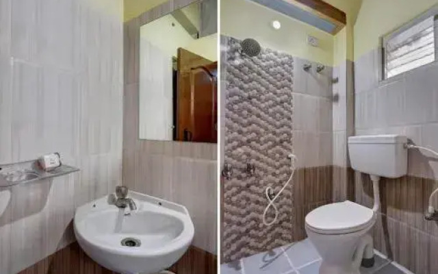 OYO 22101 Shree Raksha Comfort