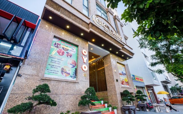 OYO 122 GIC Land Hotel