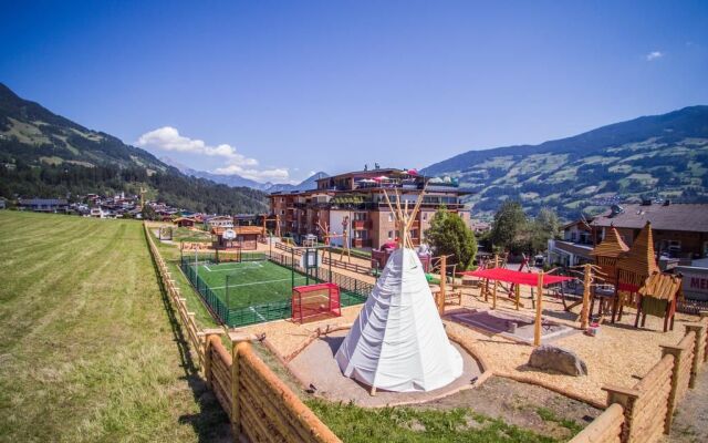 alpina zillertal -  family . lifestyle . kinderhotel