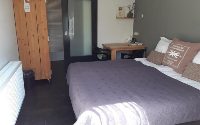 Bed & Breakfast De Schans