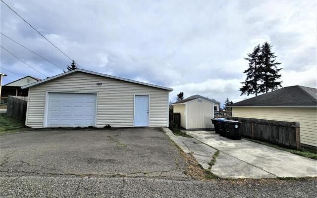 PA The Hidden Chicken