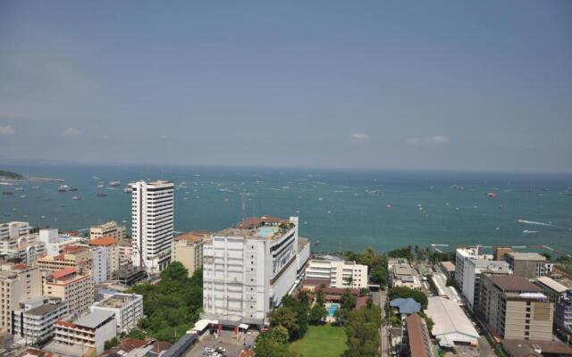 the base central pattaya seaview