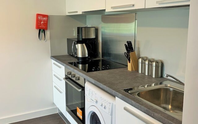 Top Floor - Serviced Apartments