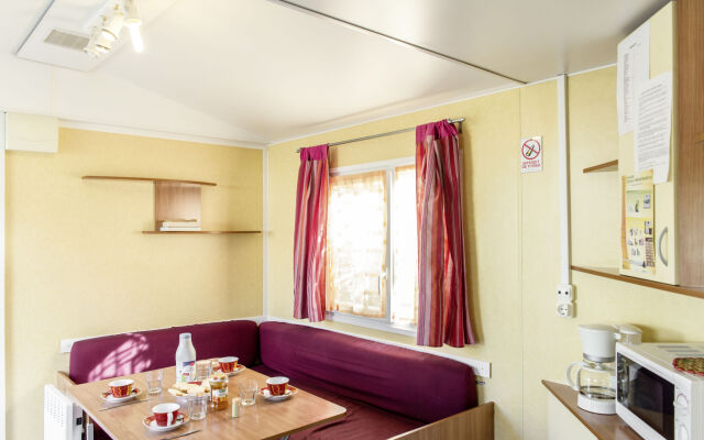 Camping La Plage (AGL270)