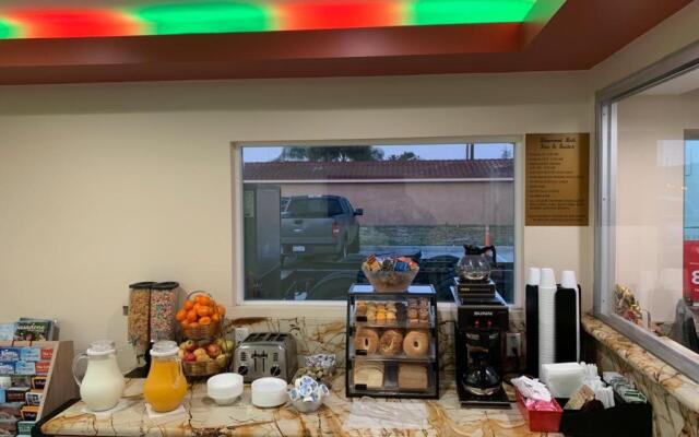 Diamond Bell Inn & Suites