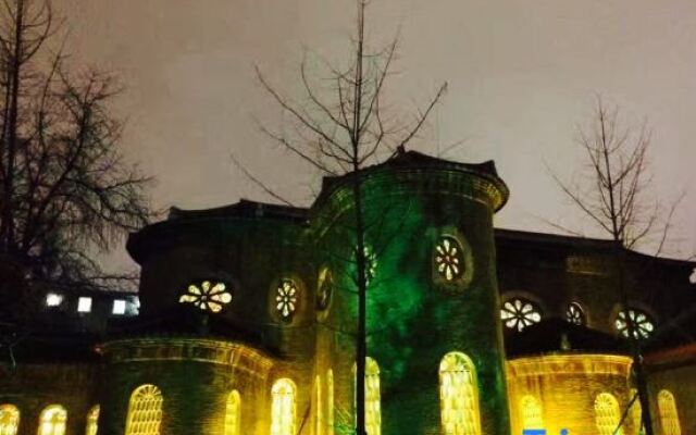 Chengdu Apostle Antique Hotel