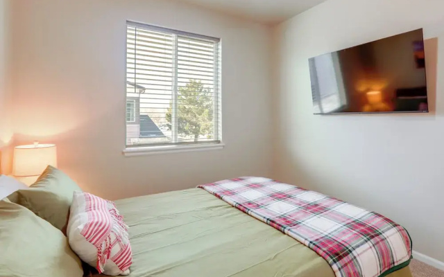 Creekside Retreat Near Olde Town Arvada