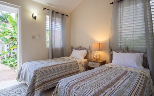 Sunspots Villa