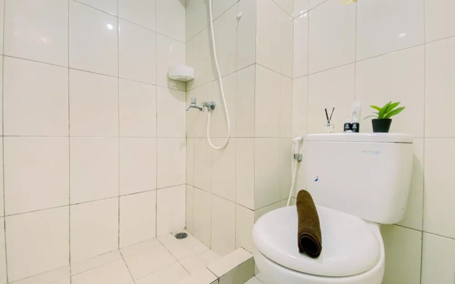 Cozy And Homey Studio At Springlake Summarecon Bekasi Apartment