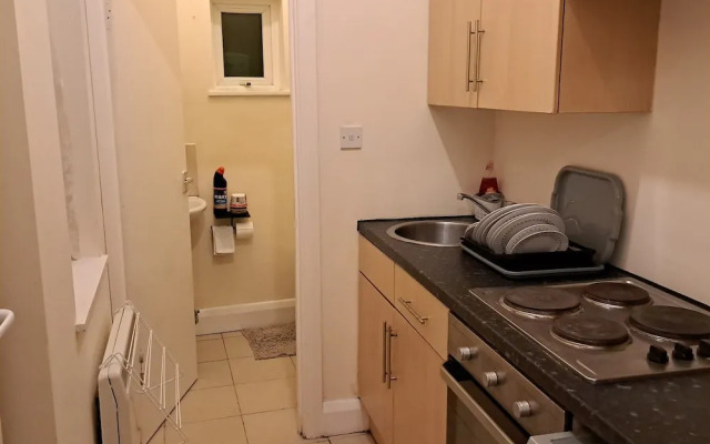 Family-friendly Studio Flat in Dagenham