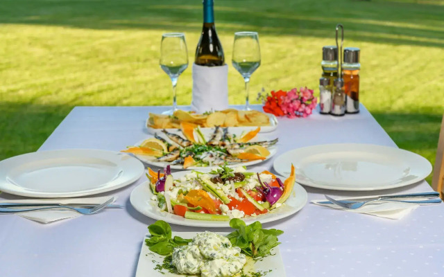 Komitsa Luxury Apartments