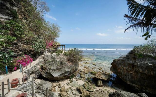 The Island Houses Bingin