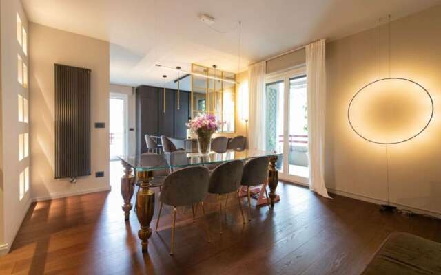 Beautiful 2-bed Apartment in Torino