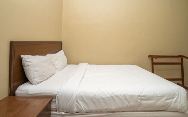 OYO 90585 D Pearl Hotel