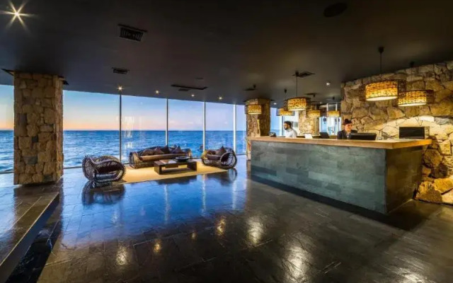 Radisson Acqua Hotel and Spa Concon