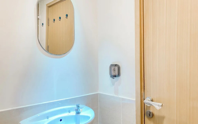 Homey And Spacious 2Br At Meikarta Apartment