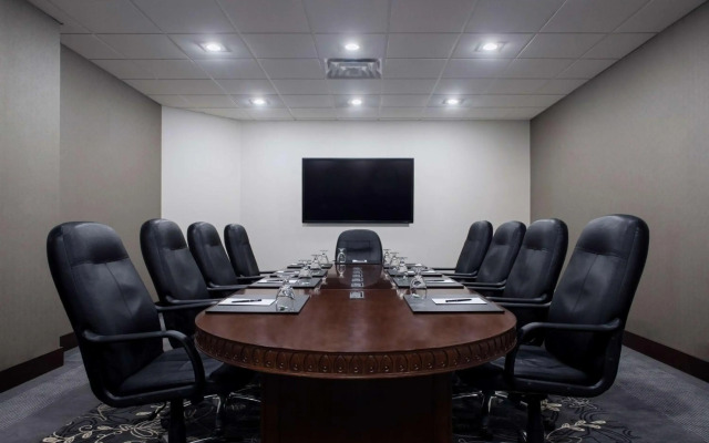 Hilton Toronto/Markham Suites Conference Centre & Spa