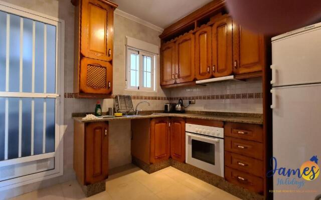 Playa Golf 1st floor apartment & com pool P243