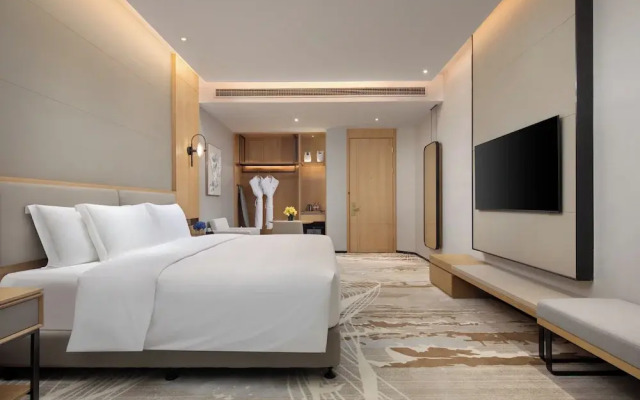 Crowne Plaza Zhoushan Seaview, an IHG Hotel