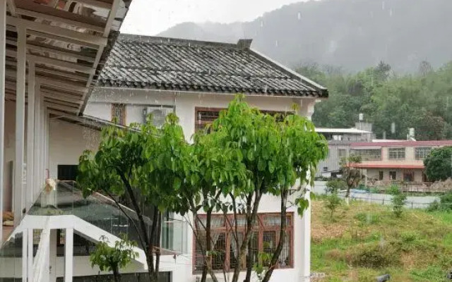 Huajianman Hostel