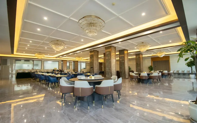 Donghu Resort Hotel