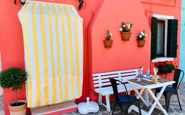 Bruna Holidays House