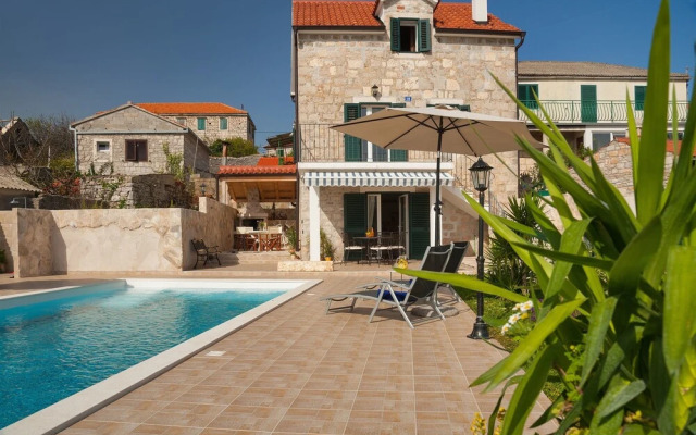 Villa Romantic