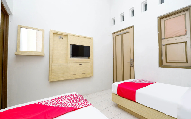 Super OYO 2436 Hotel Kencana