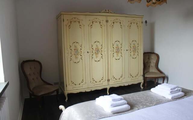 Villa Nerone B&B