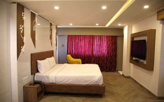 Rowan Tree by Poppys Chennai