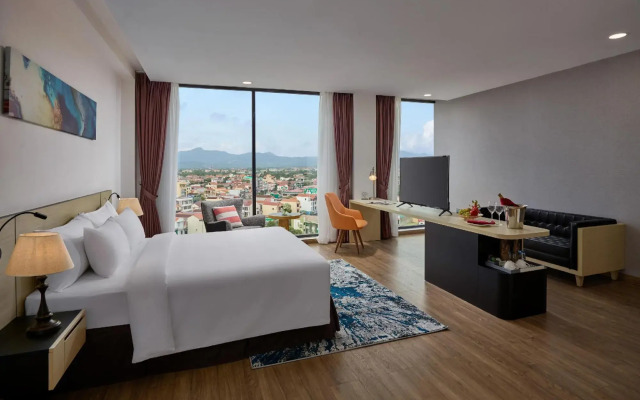 SAM Quang Binh Hotel