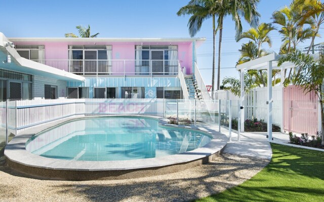 Ventura Beach Motel - 1 Bedroom Unit 9
