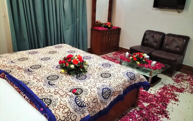 Cosy inn Near Millennium Mall