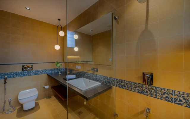 SaffronStays Red Brick House, Panchgani - rustic villa with huge lawn and terrace