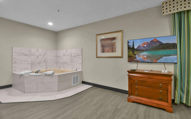 Baymont by Wyndham Zanesville